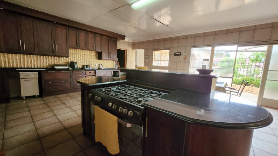 4 Bedroom Property for Sale in Stilfontein Ext 4 North West